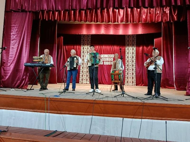 На Одещині було представлено стародавній обряд хліборобів На Одещині було представлено стародавній обряд хліборобів