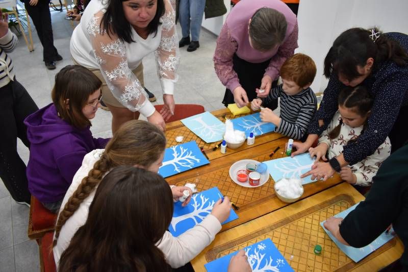 Про відкриття виставки дитячої творчості «Робимо те, що подобається»(фото) Про відкриття виставки дитячої творчості «Робимо те, що подобається»(фото)