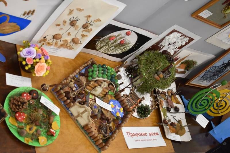 Про відкриття виставки дитячої творчості «Робимо те, що подобається»(фото) Про відкриття виставки дитячої творчості «Робимо те, що подобається»(фото)