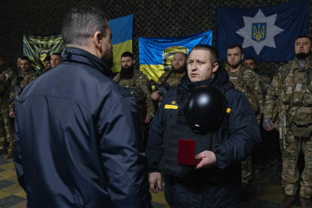 Донеччина і Харківщина під постійними ударами ворога(фото, відео) Донеччина і Харківщина під постійними ударами ворога(фото, відео)