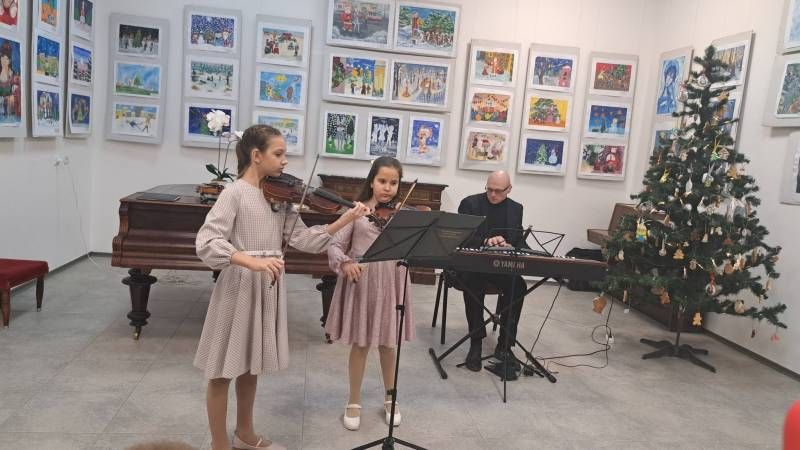 В Ізмаїлі пройшов святковий концерт «Чарівний подих струни» В Ізмаїлі пройшов святковий концерт «Чарівний подих струни»