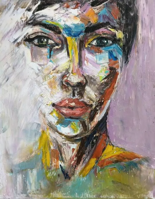 В Ізмаїлі відкрили виставку «Між серцем і світлом» - це відповіді на внутрішні питання та просто гарний вернісаж