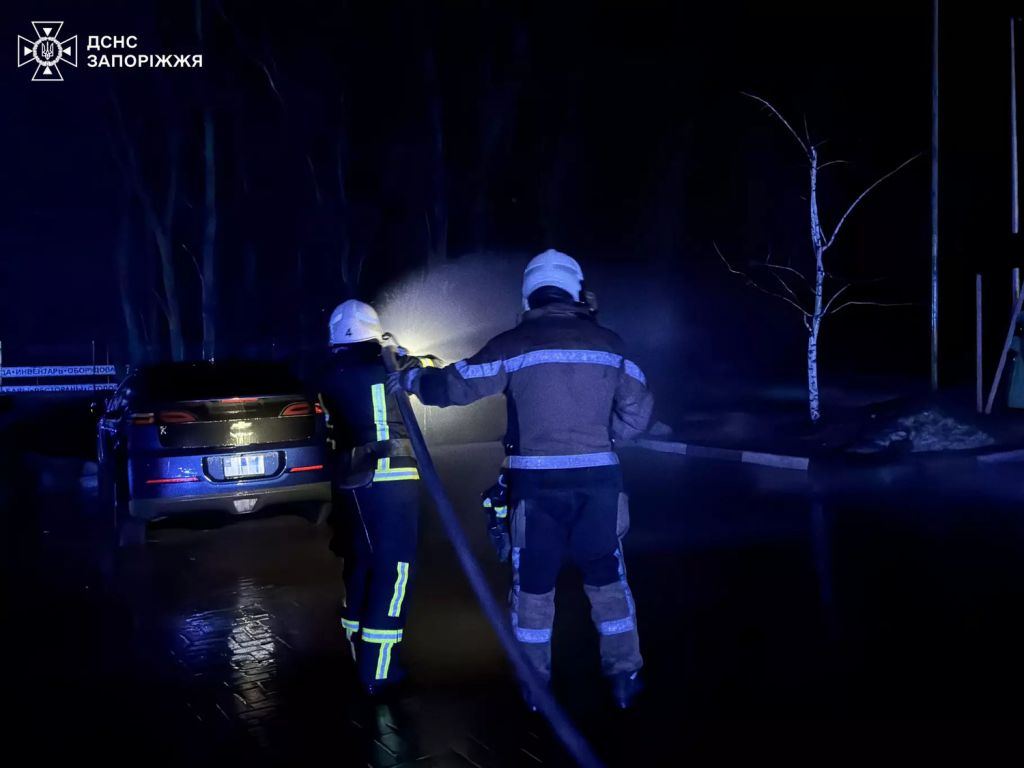 У Запоріжжі стався витік газу на АЗС(фото) У Запоріжжі стався витік газу на АЗС(фото)