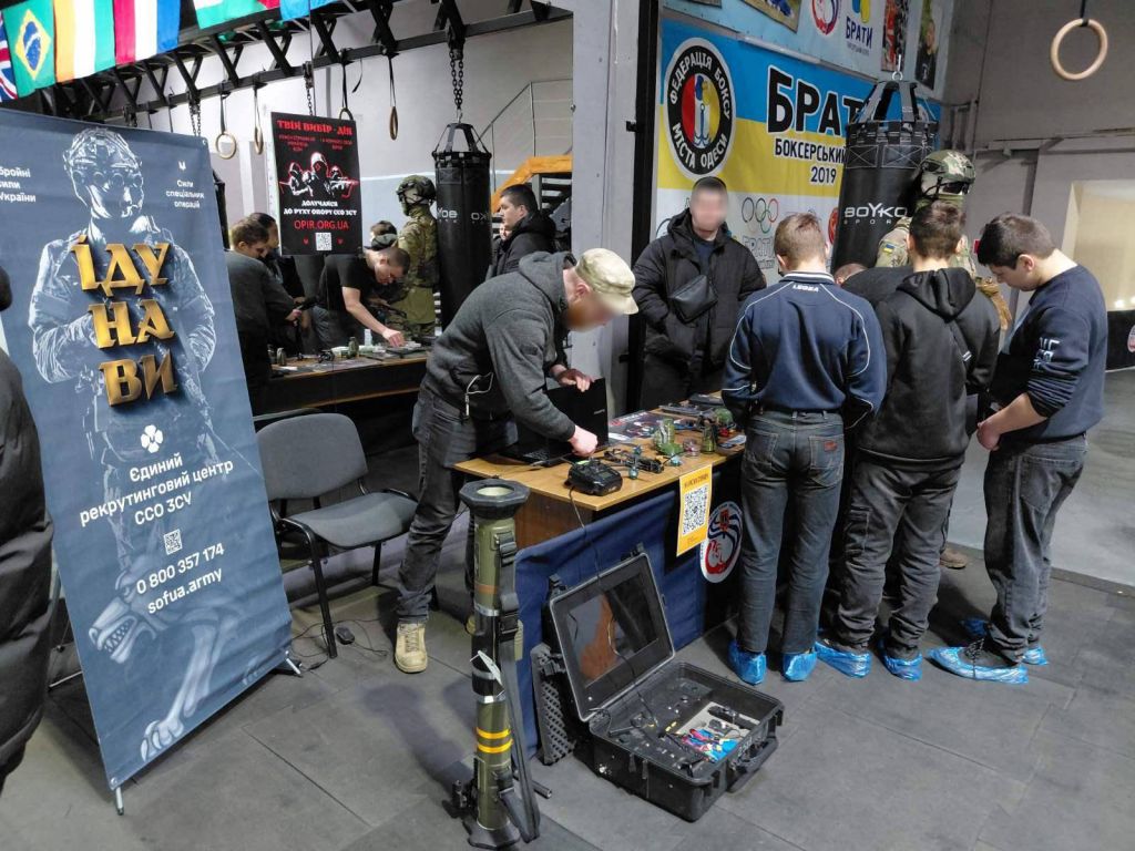 Бокс і ССО: в Одесі більше 200 спортсменів змагалися на честь воїнів-спецпризначенців Бокс і ССО: в Одесі більше 200 спортсменів змагалися на честь воїнів-спецпризначенців