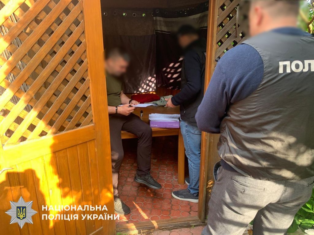 "Гуманітарний бізнес" на крові: на Волині судитимуть групу осіб, які продавали авто для ЗСУ(фото) "Гуманітарний бізнес" на крові: на Волині судитимуть групу осіб, які продавали авто для ЗСУ(фото)