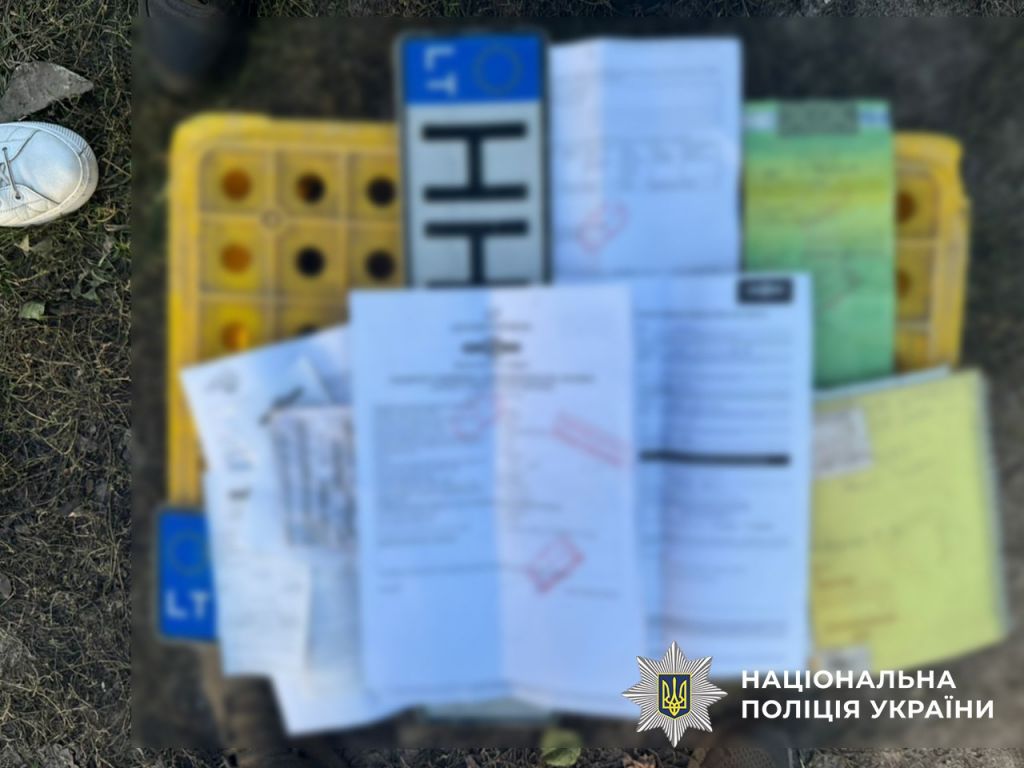 "Гуманітарний бізнес" на крові: на Волині судитимуть групу осіб, які продавали авто для ЗСУ(фото) "Гуманітарний бізнес" на крові: на Волині судитимуть групу осіб, які продавали авто для ЗСУ(фото)
