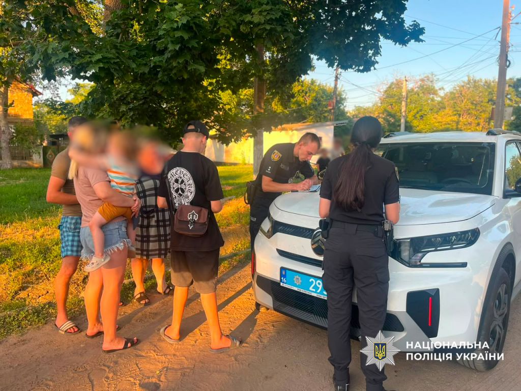 Поліцейські Одещини продовжують профілактичні відпрацювання під умовною назвою «Діти на дорозі» Поліцейські Одещини продовжують профілактичні відпрацювання під умовною назвою «Діти на дорозі»