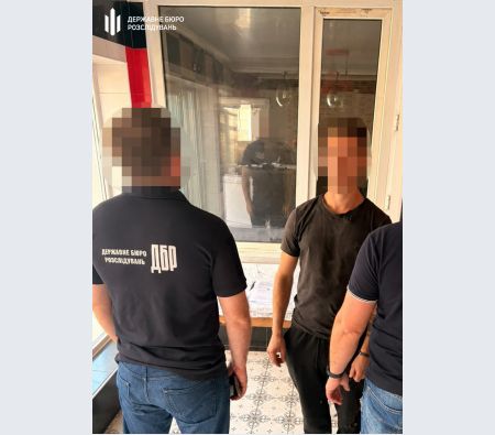 Дитяча іграшка із "сюрпризом": інспектора Ізмаїльського СІЗО підозрюють у збуті наркотиків(фото) Дитяча іграшка із "сюрпризом": інспектора Ізмаїльського СІЗО підозрюють у збуті наркотиків(фото)
