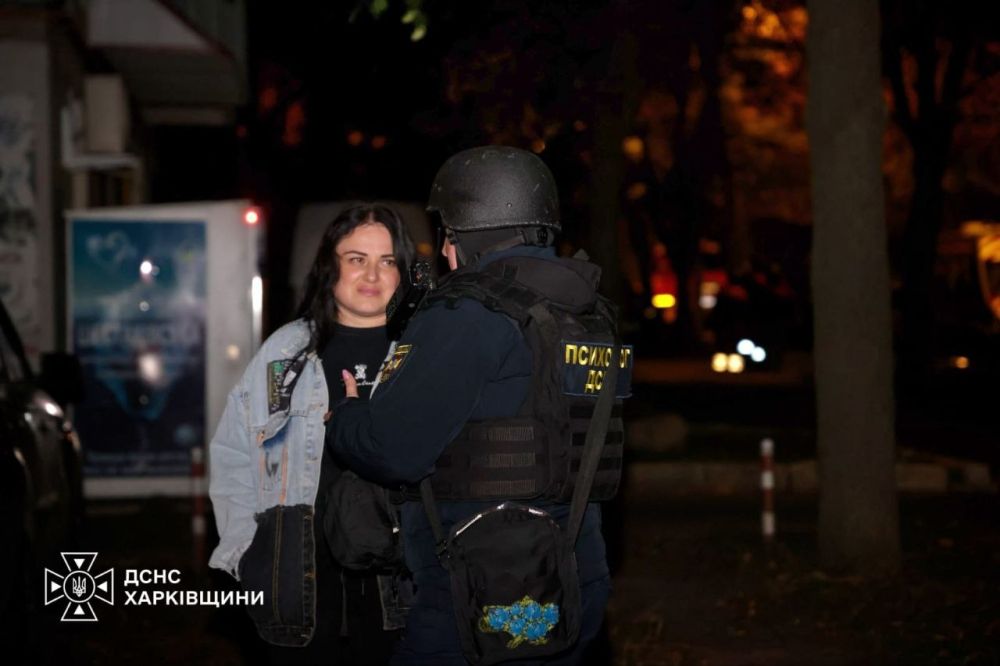 Знищені будинки, пожежі, загиблі та десятки поранених: росія масовано атакувала українські міста Знищені будинки, пожежі, загиблі та десятки поранених: росія масовано атакувала українські міста