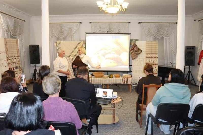 В музеї Придунавья пойшов захід "Хліб нашої єдності" В музеї Придунавья пойшов захід "Хліб нашої єдності"