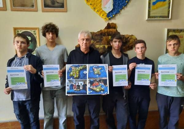 Робота гуртка «Юні конструктори приладів радіоелектроніки» у жовтні 2026 року(фото) Робота гуртка «Юні конструктори приладів радіоелектроніки» у жовтні 2026 року(фото)