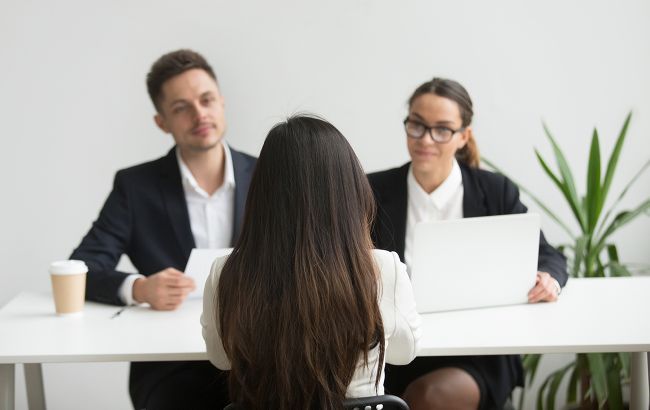 Няні замість айтішників: які професії зараз у топі серед українців Няні замість айтішників: які професії зараз у топі серед українців