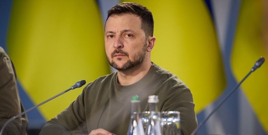 Замах на Зеленського: у Польщі судитимуть чоловіка, який допомагав росіянам організувати напад на президента Замах на Зеленського: у Польщі судитимуть чоловіка, який допомагав росіянам організувати напад на президента