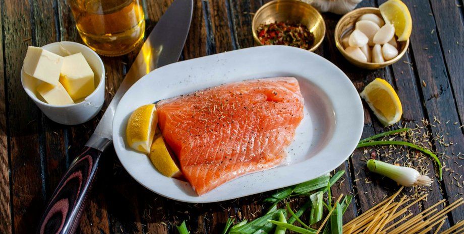 Їдять замість лосося: 5 смачних продуктів, багатих на омега-3 Їдять замість лосося: 5 смачних продуктів, багатих на омега-3