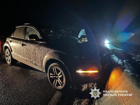 В Одесі у жінки викрали дорогий автомобіль В Одесі у жінки викрали дорогий автомобіль