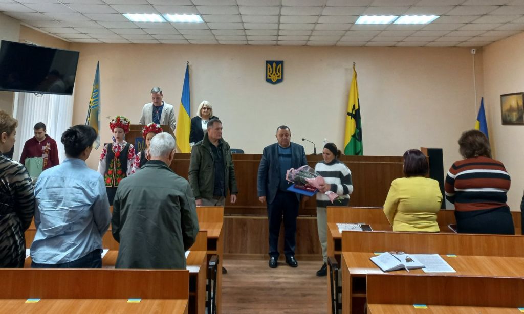 Матері полеглого захисника з Тарутинської громади вручили орден «За мужність» ІІІ ступеня Матері полеглого захисника з Тарутинської громади вручили орден «За мужність» ІІІ ступеня