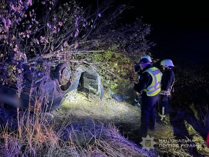 Поліцейські встановлюють обставини смертельної ДТП в Ізмаїльському районі Поліцейські встановлюють обставини смертельної ДТП в Ізмаїльському районі