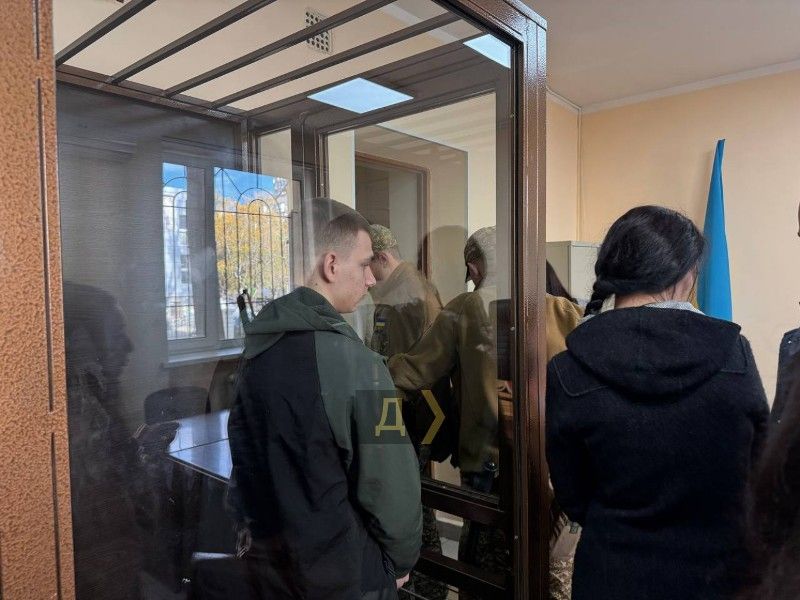 В Одесі юнак підірвав машину прокурора В Одесі юнак підірвав машину прокурора