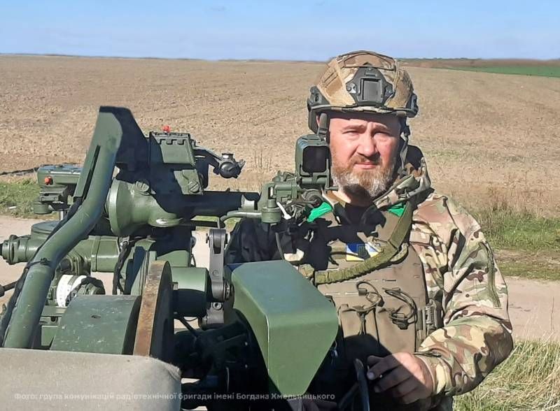 У Повітряних силах показали військвого, що сбив дрони під час атаки на Ізмаїл У Повітряних силах показали військвого, що сбив дрони під час атаки на Ізмаїл