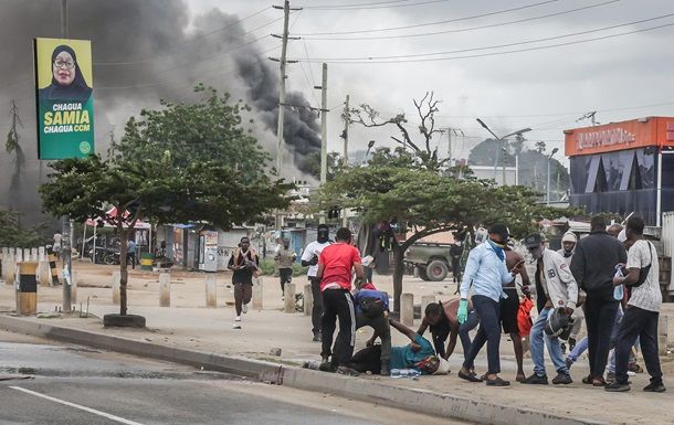 У Танзанії поліція таємно знищує тіла тисяч вбитих протестувальників - ЗМІ У Танзанії поліція таємно знищує тіла тисяч вбитих протестувальників - ЗМІ
