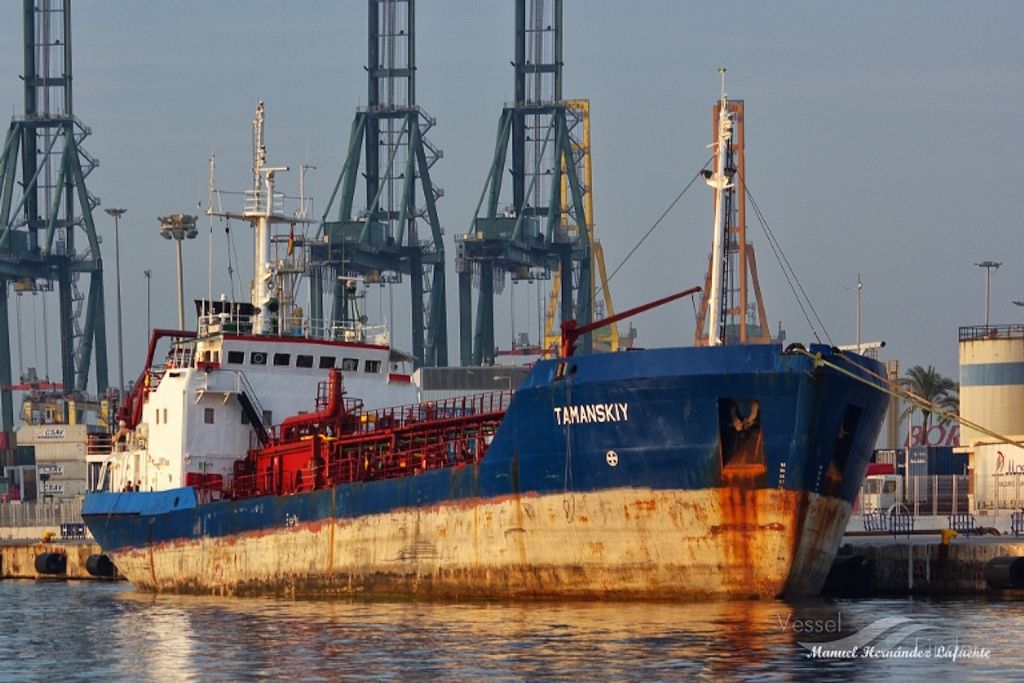 Мільйонні збитки: на Одещині розкрили схему аренди державних суден Мільйонні збитки: на Одещині розкрили схему аренди державних суден