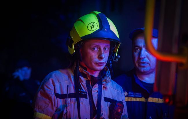 Є постраждалі, пошкоджено багатоповерхівку: перші наслідки атаки на Дніпро Є постраждалі, пошкоджено багатоповерхівку: перші наслідки атаки на Дніпро