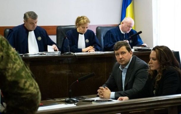 Вітчим, який убив 10-річну падчерку, залишиться за ґратами довічно Вітчим, який убив 10-річну падчерку, залишиться за ґратами довічно