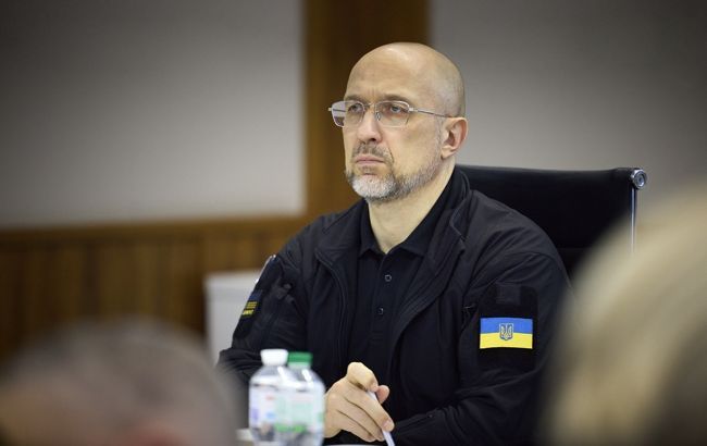 Від 50-60 тисяч гривень: Шмигаль розкрив деталі нових контрактів в ЗСУ Від 50-60 тисяч гривень: Шмигаль розкрив деталі нових контрактів в ЗСУ