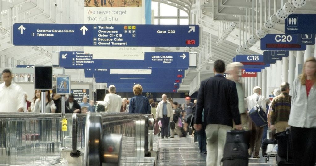 У небі США почався хаос: затримано багато рейсів, стала відома причина, що відбувається У небі США почався хаос: затримано багато рейсів, стала відома причина, що відбувається