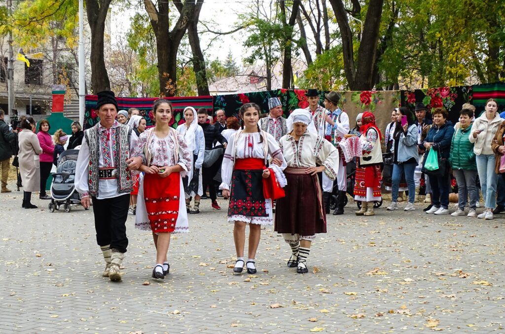 Благодійний фестиваль-ярмарок у Рені: скільки зібрано на допомогу захисникам та на що будуть витрачені кошти? Благодійний фестиваль-ярмарок у Рені: скільки зібрано на допомогу захисникам та на що будуть витрачені кошти?