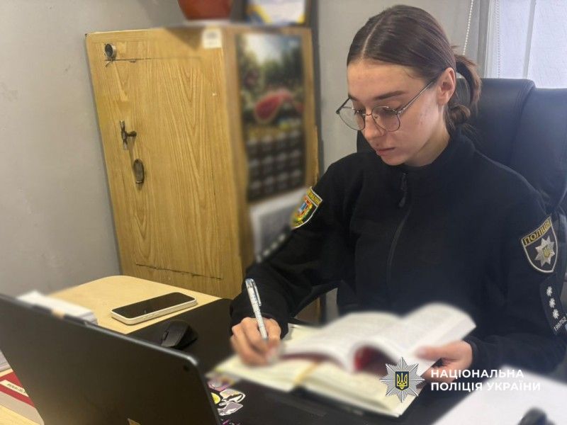 Поліцейські відправили на лаву підсудних 19-річного жителя Одеси за незаконне заволодіння мопедами та їх підпал Поліцейські відправили на лаву підсудних 19-річного жителя Одеси за незаконне заволодіння мопедами та їх підпал