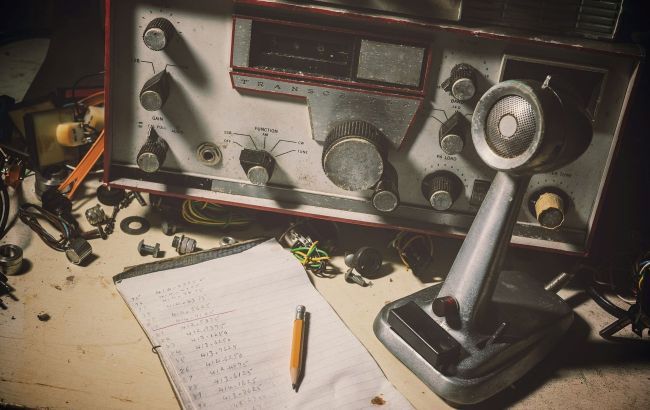 ЗСУ зупинили "судний день". Загадкова радіостанція РФ замовкла після удару дрона ЗСУ зупинили "судний день". Загадкова радіостанція РФ замовкла після удару дрона