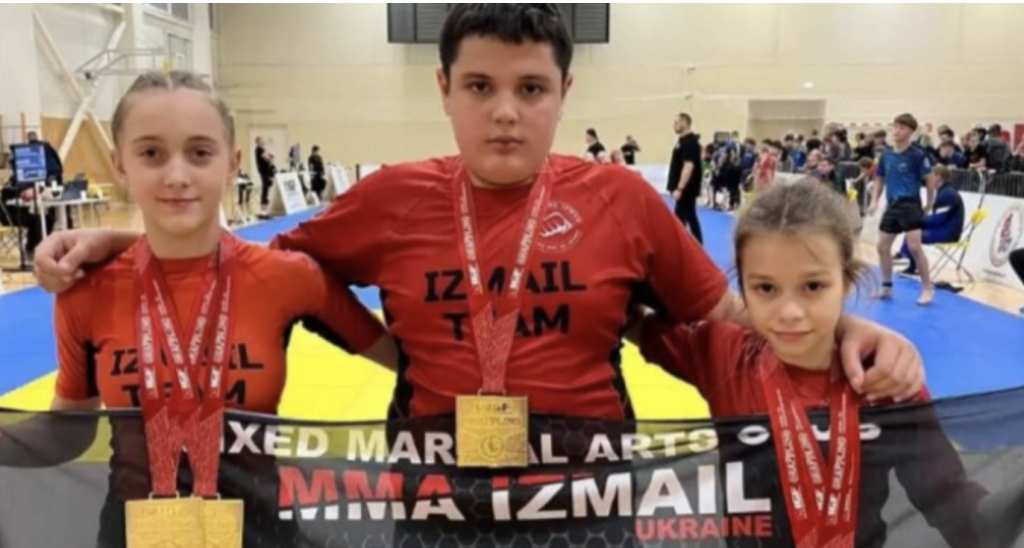 Спортсмени з Ізмаїла вибороли шість медалей на відкритому чемпіонаті Європи з греплінгу в Литві(фото) Спортсмени з Ізмаїла вибороли шість медалей на відкритому чемпіонаті Європи з греплінгу в Литві(фото)