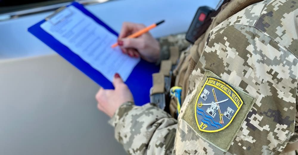 У пункті пропуску «Орлівка» прикордонники провели анонімне опитування подорожувальників щодо корупції(фото) У пункті пропуску «Орлівка» прикордонники провели анонімне опитування подорожувальників щодо корупції(фото)