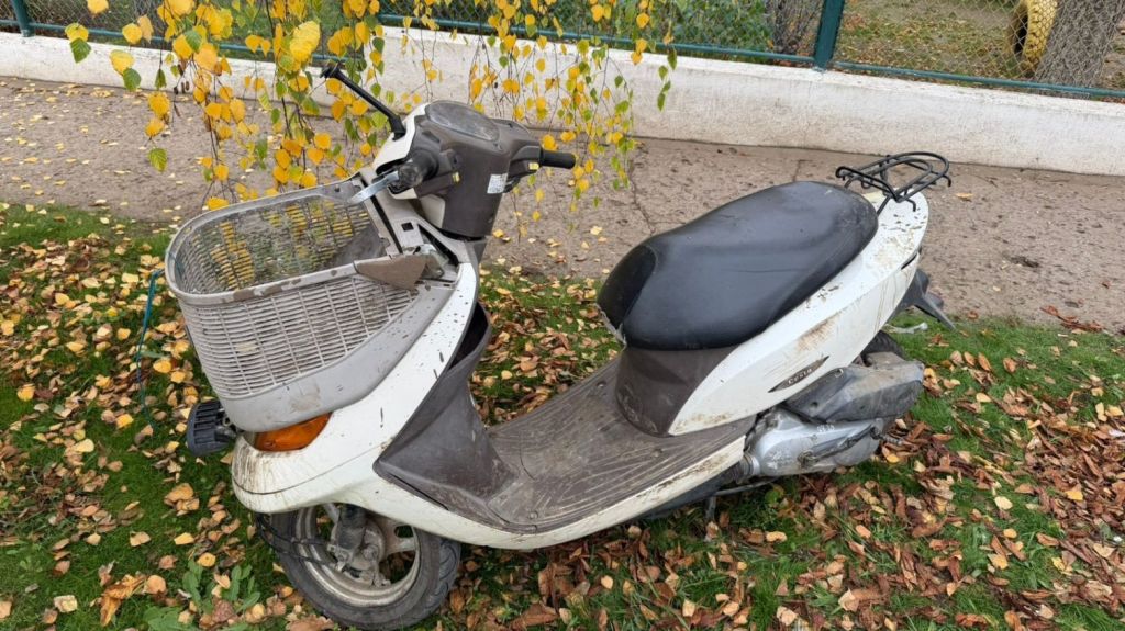 На Одещині чоловік збив пенсіонерку з мопеда й утік на її транспорті На Одещині чоловік збив пенсіонерку з мопеда й утік на її транспорті