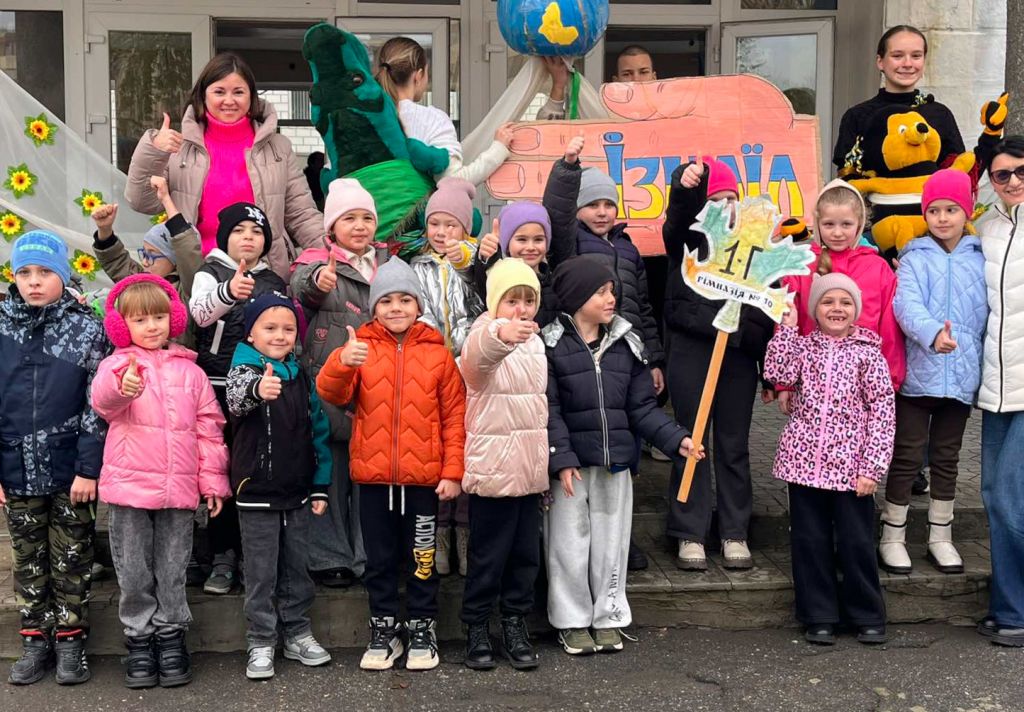 В Ізмаїлі 20 листопада відзначили Всесвітній день дитини, який від 2025 року в Україні є також новим Днем захисту дітей В Ізмаїлі 20 листопада відзначили Всесвітній день дитини, який від 2025 року в Україні є також новим Днем захисту дітей