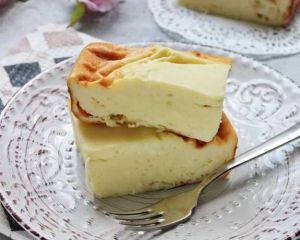 Сирна запіканка за лічені хвилини: готуємо популярний сніданок звечора Сирна запіканка за лічені хвилини: готуємо популярний сніданок звечора