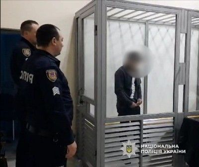 За вбивство матері та семирічної сестри житель Одеської області сяде до в’язниці За вбивство матері та семирічної сестри житель Одеської області сяде до в’язниці