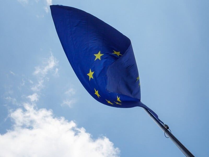 У Єврокомісії відреагували на обшуки в Єрмака У Єврокомісії відреагували на обшуки в Єрмака