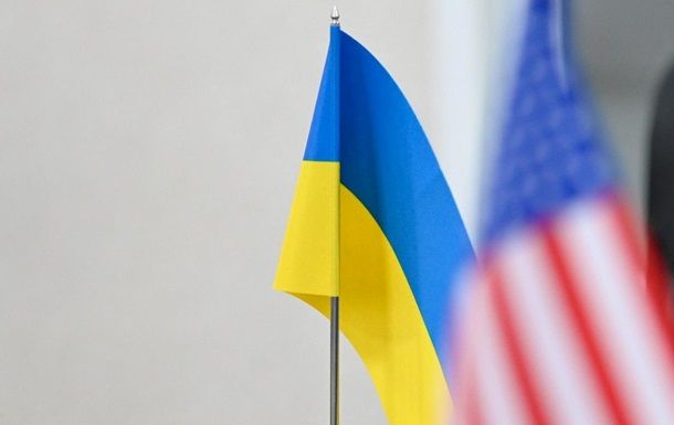 Українська делегація вирушила до США для обговорення мирного плану Трампа Українська делегація вирушила до США для обговорення мирного плану Трампа