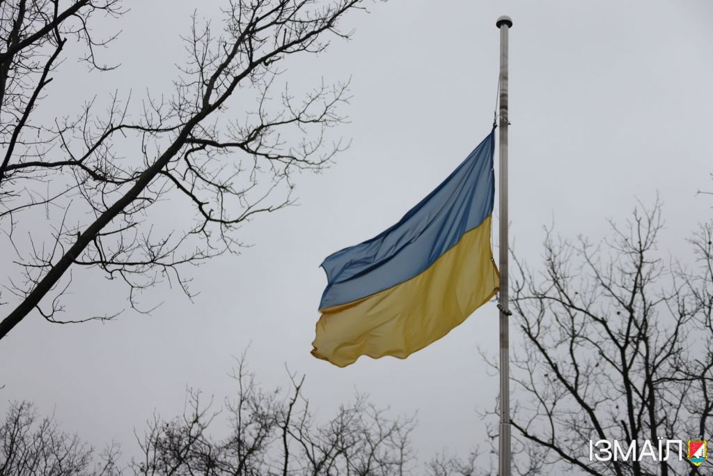 Ізмаїл 6 грудня, в День Збройних Сил України, в глибокій шані вклонився памʼяті полеглих у загарбницькій війни, яку росія розвʼязала проти українського народу Ізмаїл 6 грудня, в День Збройних Сил України, в глибокій шані вклонився памʼяті полеглих у загарбницькій війни, яку росія розвʼязала проти українського народу