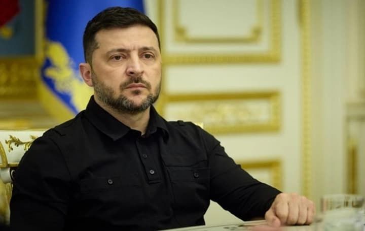 До виборів готовий, але є два питання, — Зеленський До виборів готовий, але є два питання, — Зеленський