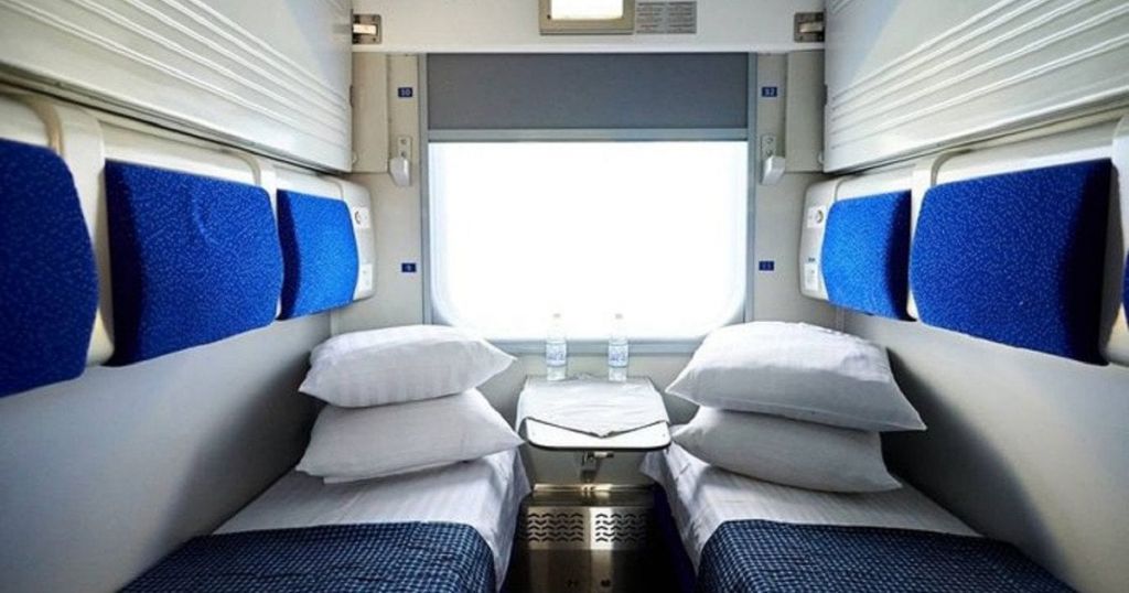 Безкоштовні "3000 км Україною": в УЗ роз’яснили, чи входять постіль та чай до квитка Безкоштовні "3000 км Україною": в УЗ роз’яснили, чи входять постіль та чай до квитка