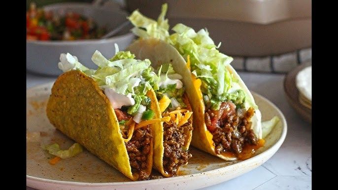 Швидкий перекус для обіду чи вечері: як смачно поєднати в лаваші курку з гуакамоле Швидкий перекус для обіду чи вечері: як смачно поєднати в лаваші курку з гуакамоле