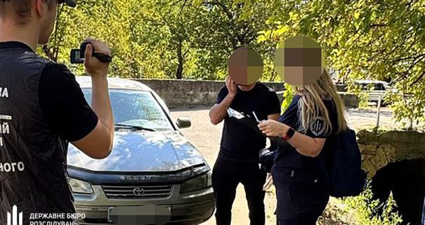 На Одещині судитимуть прикордонника, який переправляв ухилянтів до Молдови На Одещині судитимуть прикордонника, який переправляв ухилянтів до Молдови