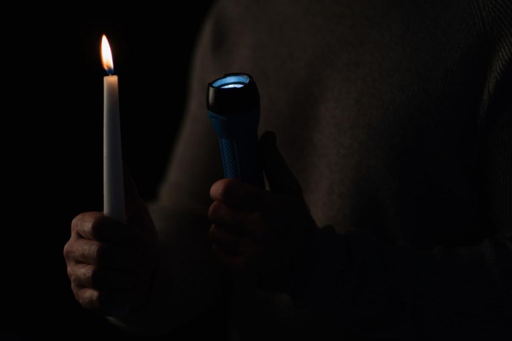 Четвер без світла: якими будуть графіки відключень 18 грудня Четвер без світла: якими будуть графіки відключень 18 грудня