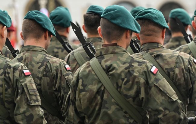 Польща активно готується до оборони, - ЗМІ Польща активно готується до оборони, - ЗМІ