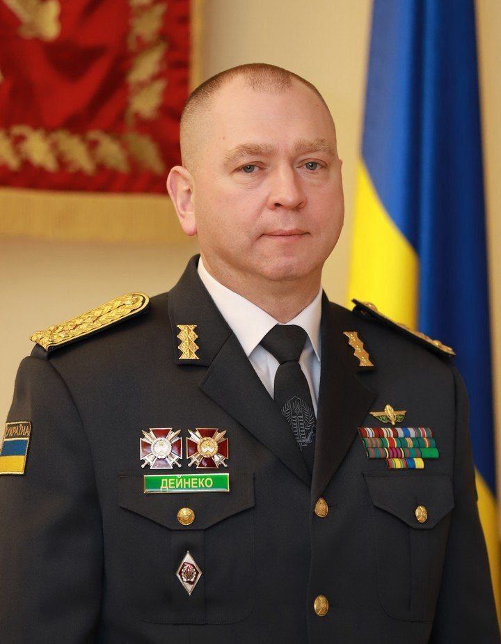 Сергій Дейнеко став радником міністра внутрішніх справ України, але не полишатиме військової справи, — міністр внутрішніх справ України Ігор Клименко Сергій Дейнеко став радником міністра внутрішніх справ України, але не полишатиме військової справи, — міністр внутрішніх справ України Ігор Клименко