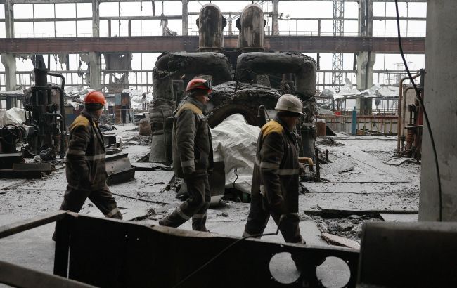 Кабмін запровадив доплати за ремонтні роботи після ударів РФ: хто і скільки отримає Кабмін запровадив доплати за ремонтні роботи після ударів РФ: хто і скільки отримає