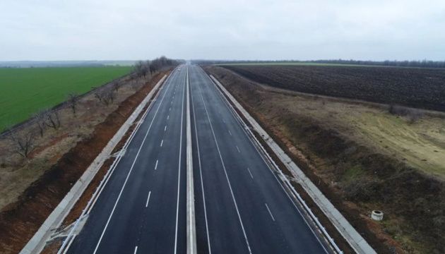 Виїзд до Молдови — де водії застрягли на трасі Одеса-Рені Виїзд до Молдови — де водії застрягли на трасі Одеса-Рені